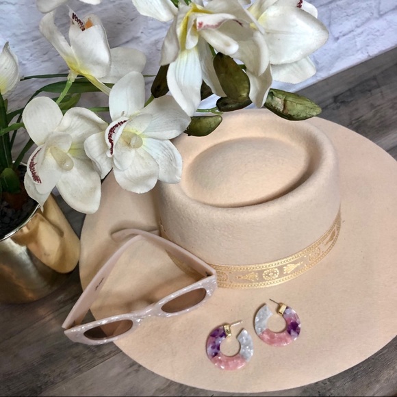 NEW ‘Marbella’ Earrings - Picture 6 of 7